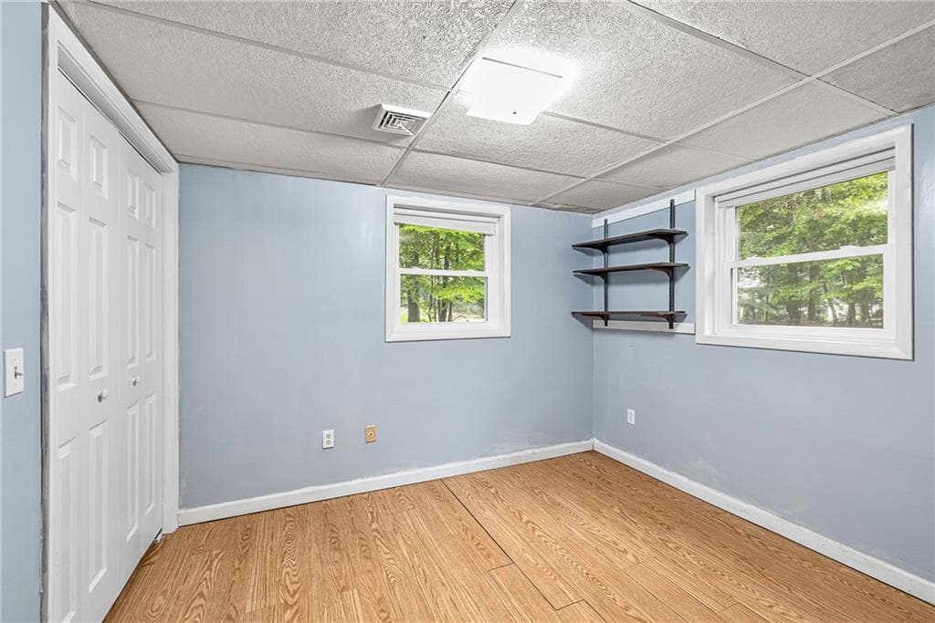 Single Family Residence at 2157 Middle Road, East Greenwich, photo 11 of 25