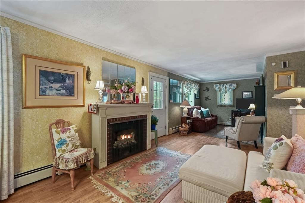 Single Family Residence at 4 Melbourne Drive, Narragansett, photo 12 of 31