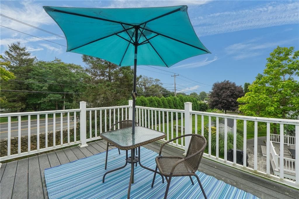Single Family Residence at 4 Melbourne Drive, Narragansett, photo 24 of 31