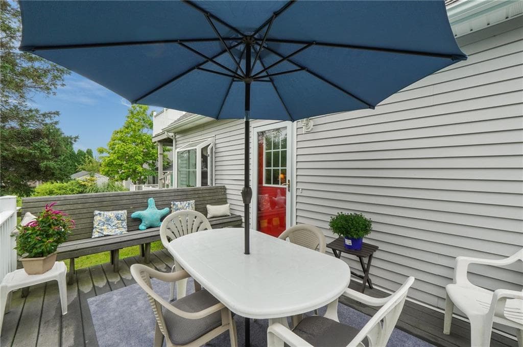 Single Family Residence at 4 Melbourne Drive, Narragansett, photo 25 of 31