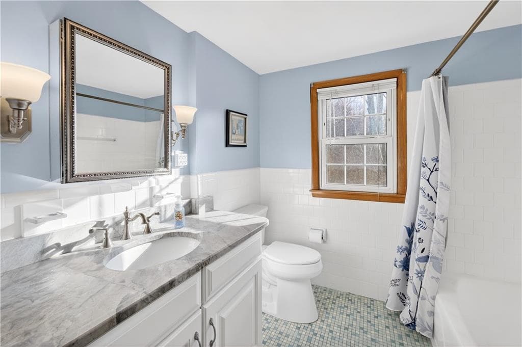 Single Family Residence at 56 Sweet Fern Drive, Cranston, photo 19 of 26