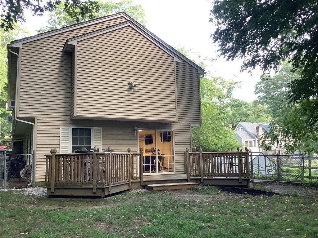 Single Family Residence at 163 Lake Washington Drive, Glocester, photo 31 of 36
