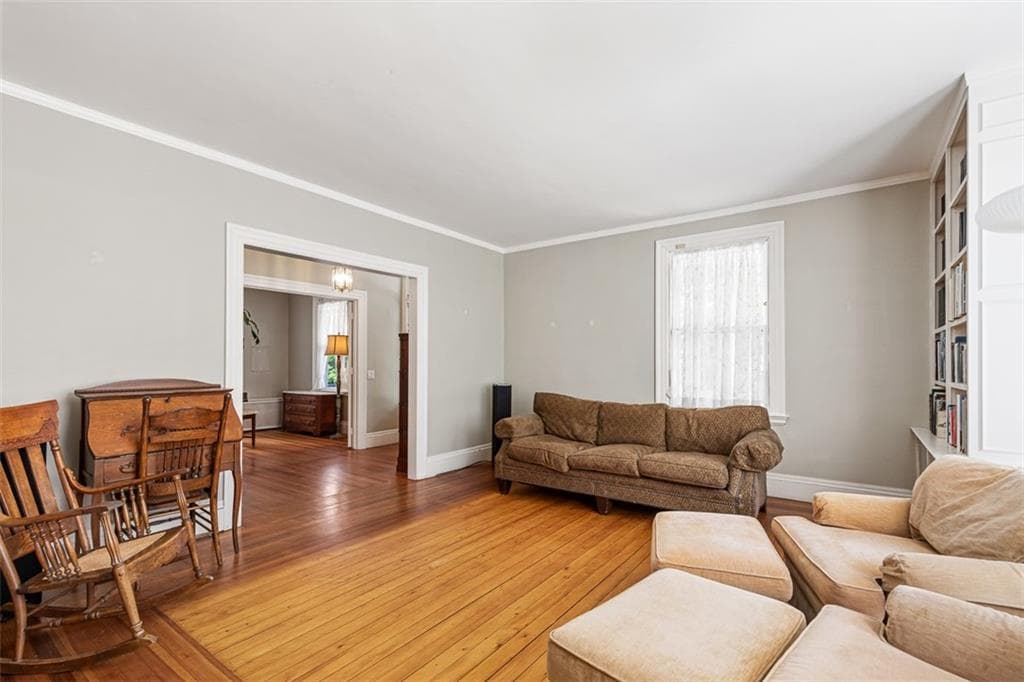 Single Family Residence at 248 Morris Avenue, Providence, photo 9 of 50