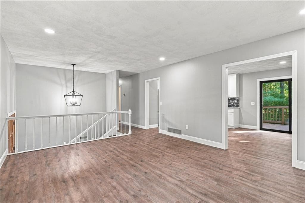 Single Family Residence at 154 Spring Valley Drive, East Greenwich, photo 12 of 29