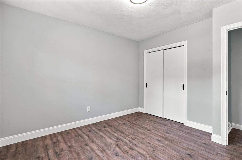 Single Family Residence at 154 Spring Valley Drive, East Greenwich, photo 26 of 29