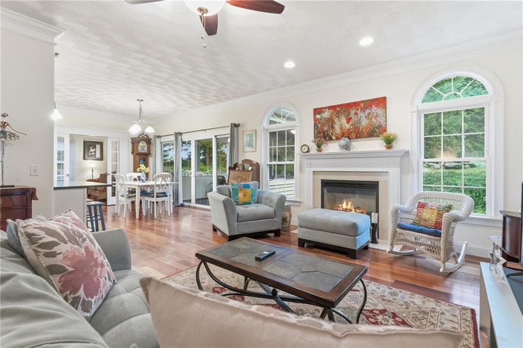 Condominium at 31 Butterfly Drive, Westerly, photo 9 of 49