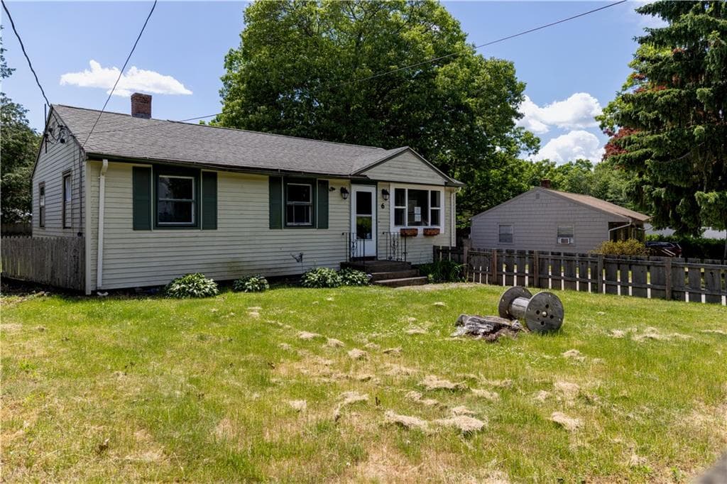 Single Family Residence at 6 Kathy Avenue, Coventry, photo 7 of 16
