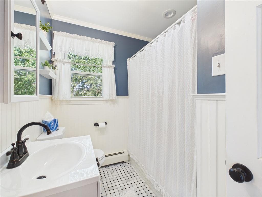 Single Family Residence at 96 Lepes Road, Tiverton, photo 18 of 35