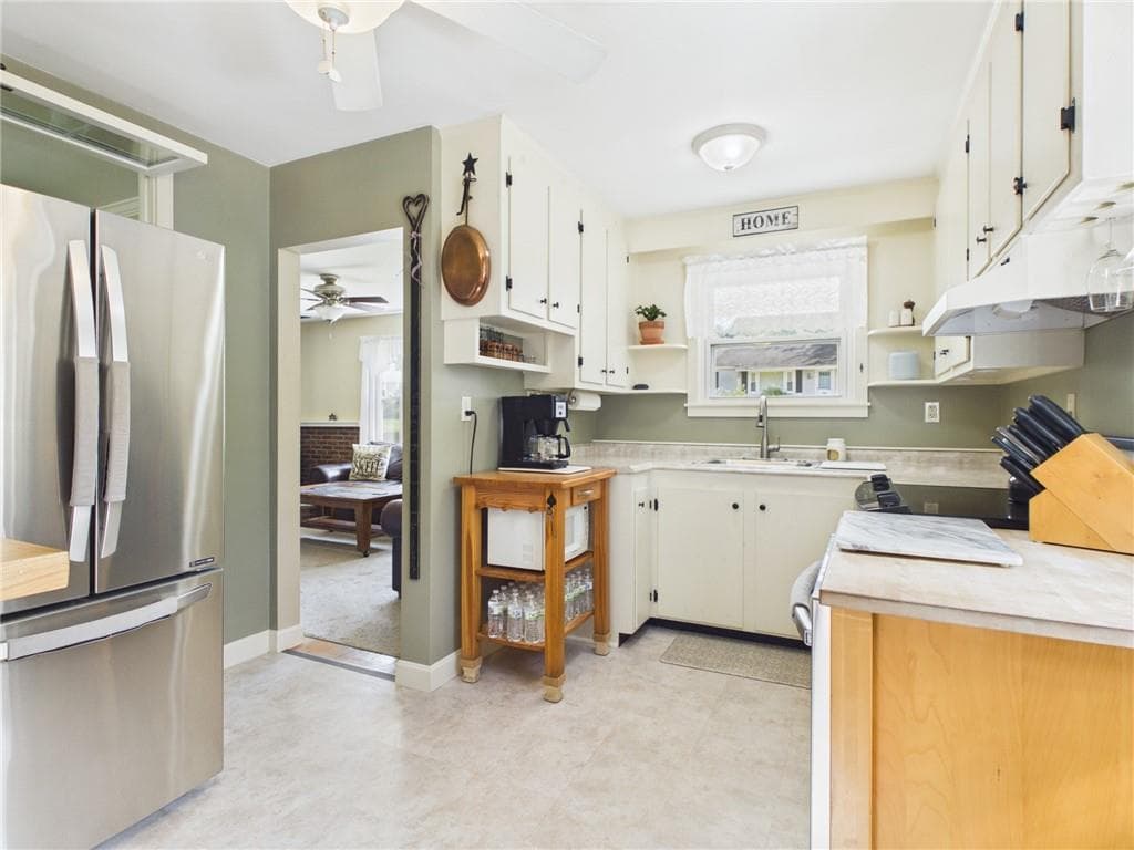 Single Family Residence at 96 Lepes Road, Tiverton, photo 19 of 35