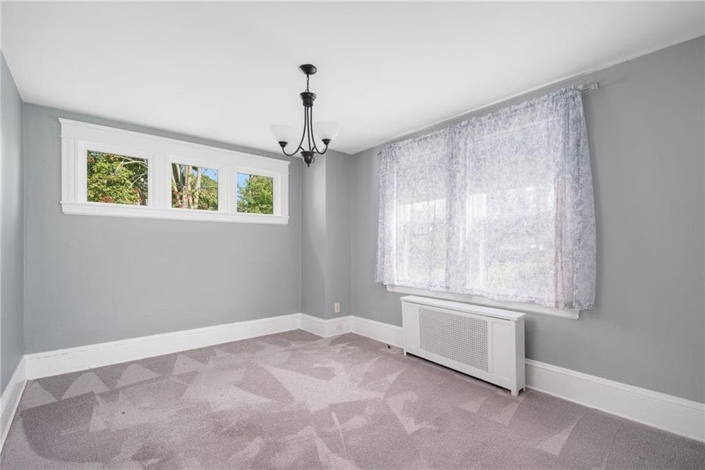 Single Family Residence at 265 Adams Street, Warwick, photo 8 of 27