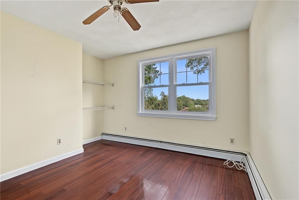 Single Family Residence at 29 Stillwater Avenue, Providence, photo 12 of 49