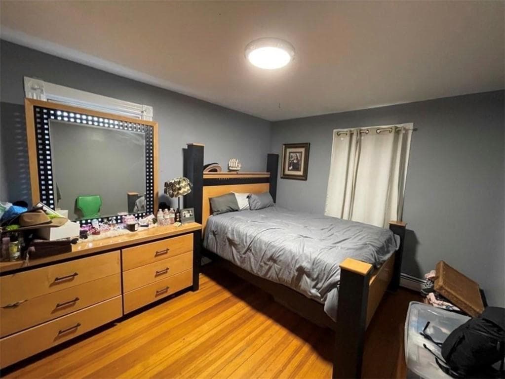 Single Family Residence at 79 Barrows Street, Providence, photo 6 of 13