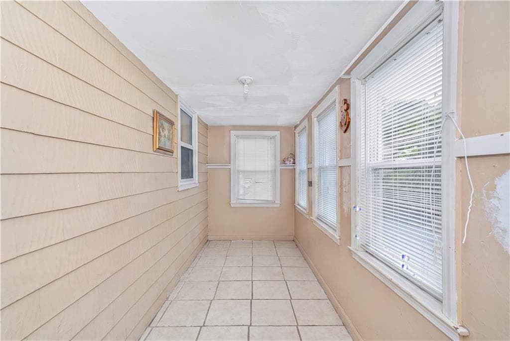 Single Family Residence at 39 Bolton Avenue, Providence, photo 34 of 41