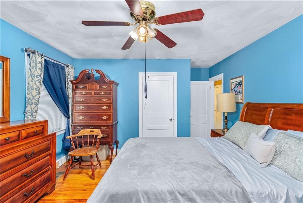 Single Family Residence at 39 Bolton Avenue, Providence, photo 33 of 41