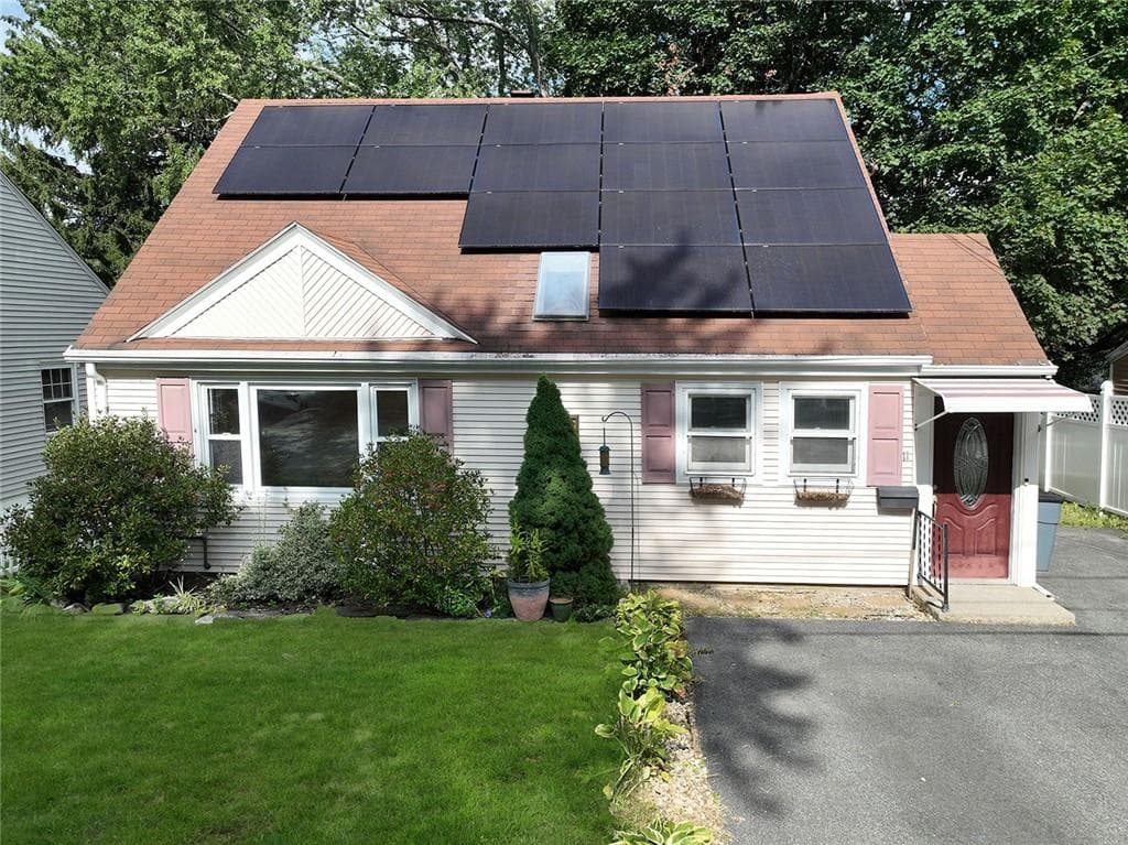 Single Family Residence at 11 Harris Avenue, Johnston, photo 19 of 23