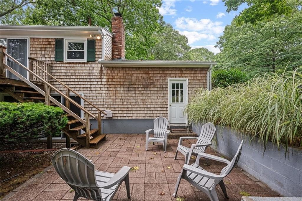 Single Family Residence at 10 Bow Run, Narragansett, photo 26 of 48