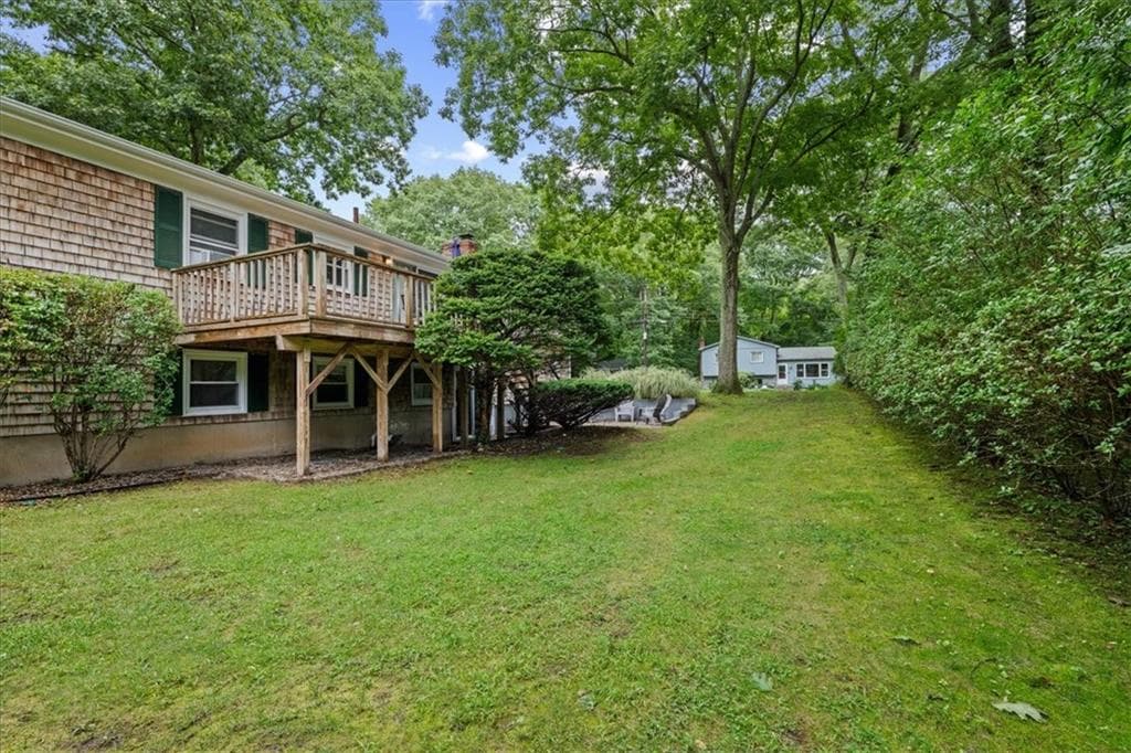 Single Family Residence at 10 Bow Run, Narragansett, photo 32 of 48