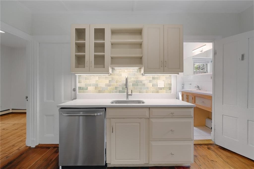 Multi Family at 97 Jenkins Street, Providence, photo 9 of 49