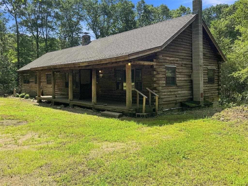 Single Family Residence at 369 Cooper Hill Road, Burrillville, photo 2 of 18