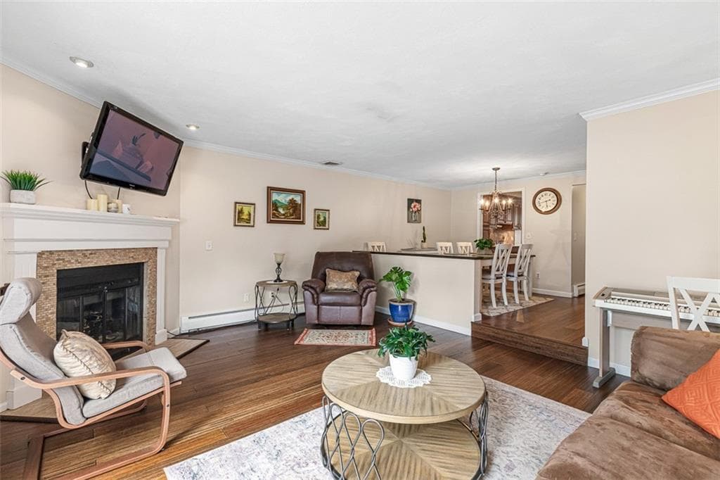 Condominium at 58 Needle Grove Point UNIT B, North Providence, photo 17 of 49