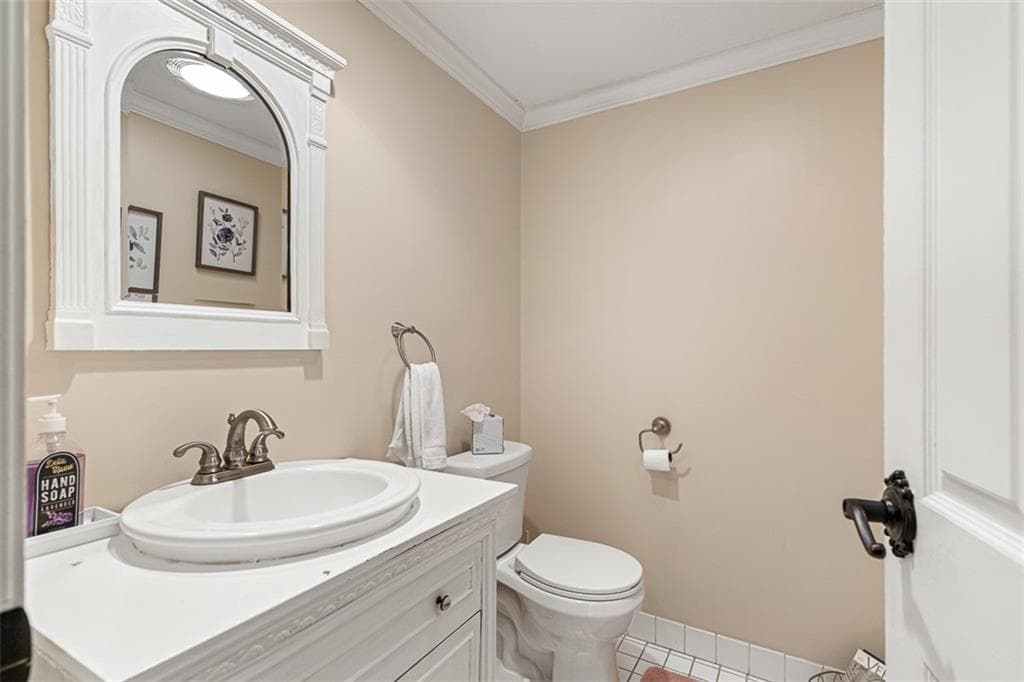Condominium at 58 Needle Grove Point UNIT B, North Providence, photo 22 of 49