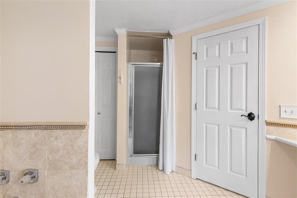 Condominium at 58 Needle Grove Point UNIT B, North Providence, photo 36 of 49