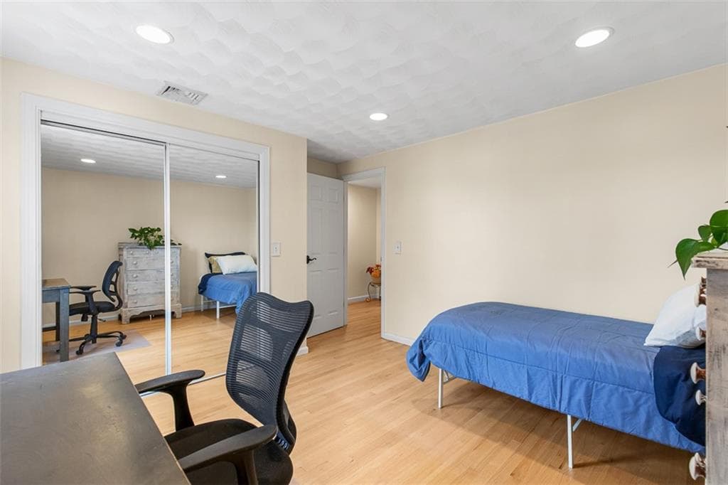 Condominium at 58 Needle Grove Point UNIT B, North Providence, photo 34 of 49