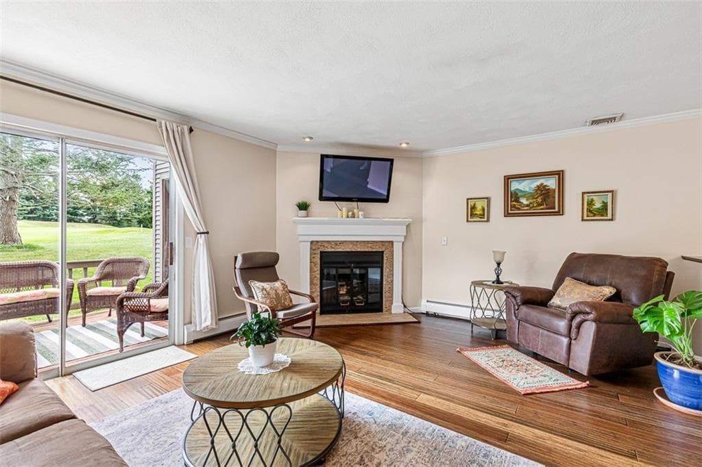 Condominium at 58 Needle Grove Point UNIT B, North Providence, photo 18 of 49