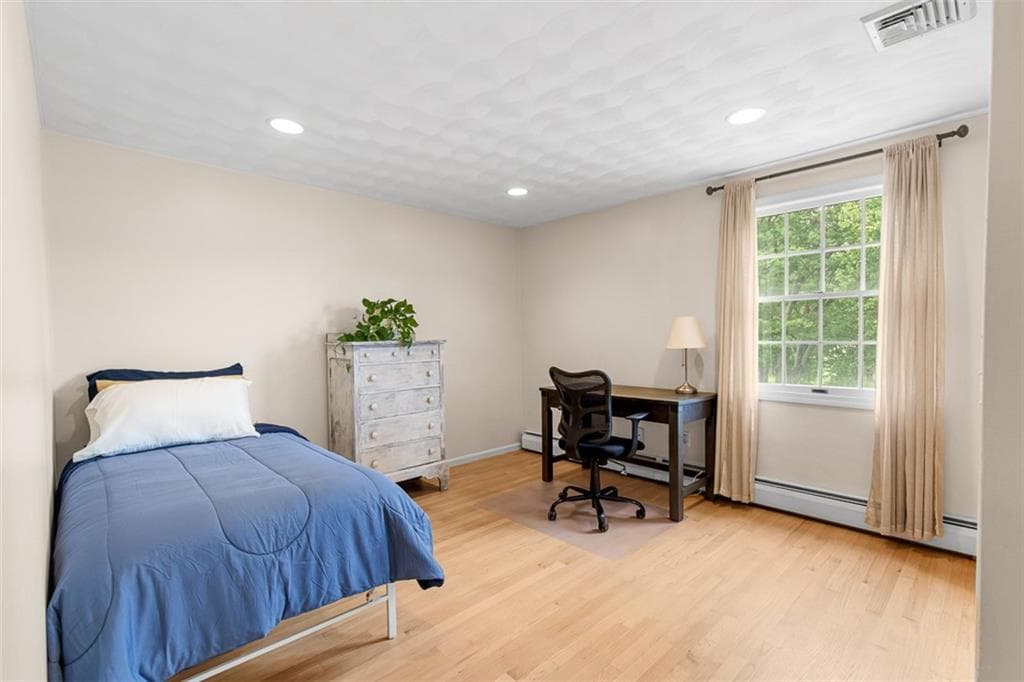 Condominium at 58 Needle Grove Point UNIT B, North Providence, photo 31 of 49