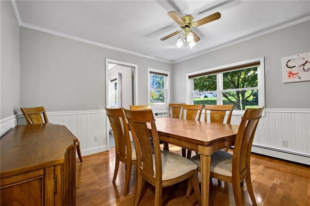 Single Family Residence at 89 Interlocken Road, East Providence, photo 9 of 25