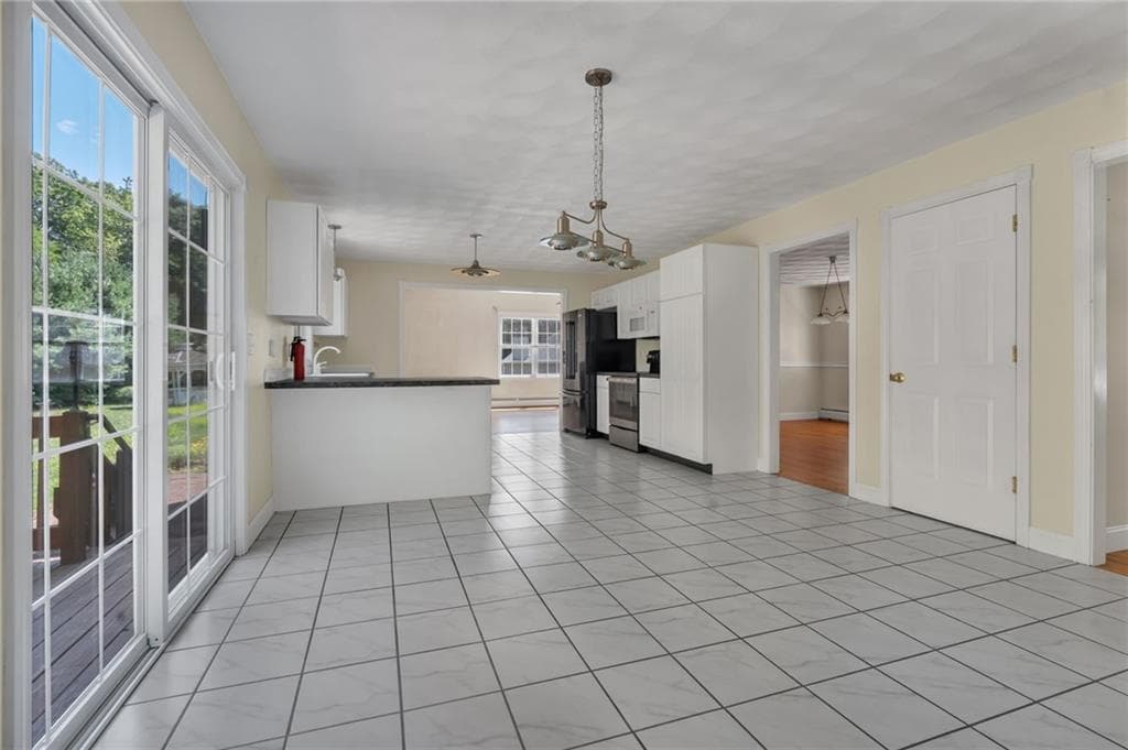 Single Family Residence at 46 A Victory Highway, West Greenwich, photo 5 of 45