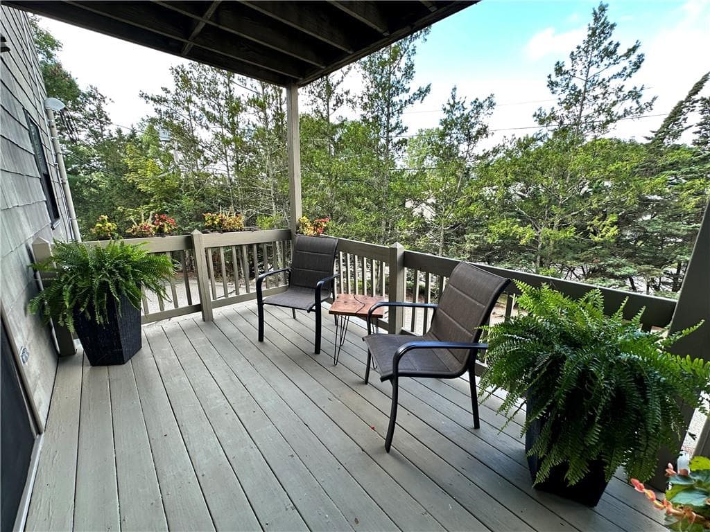 Condominium at 2709 Pinewood Drive, Smithfield, photo 5 of 29