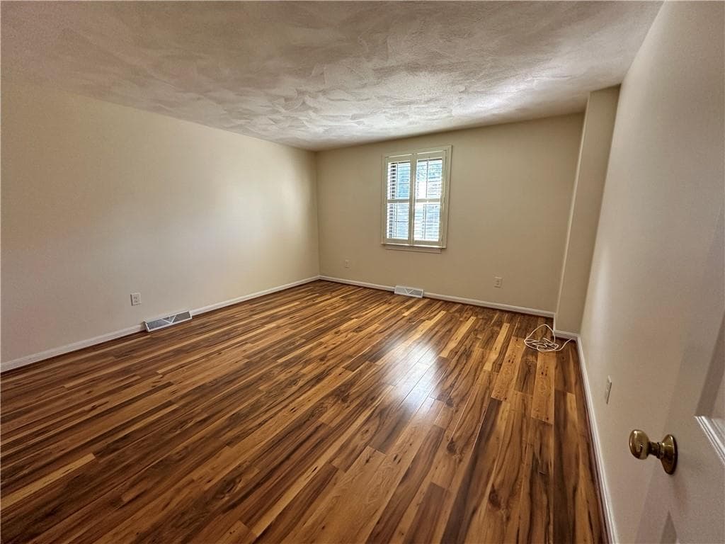 Condominium at 2709 Pinewood Drive, Smithfield, photo 21 of 29