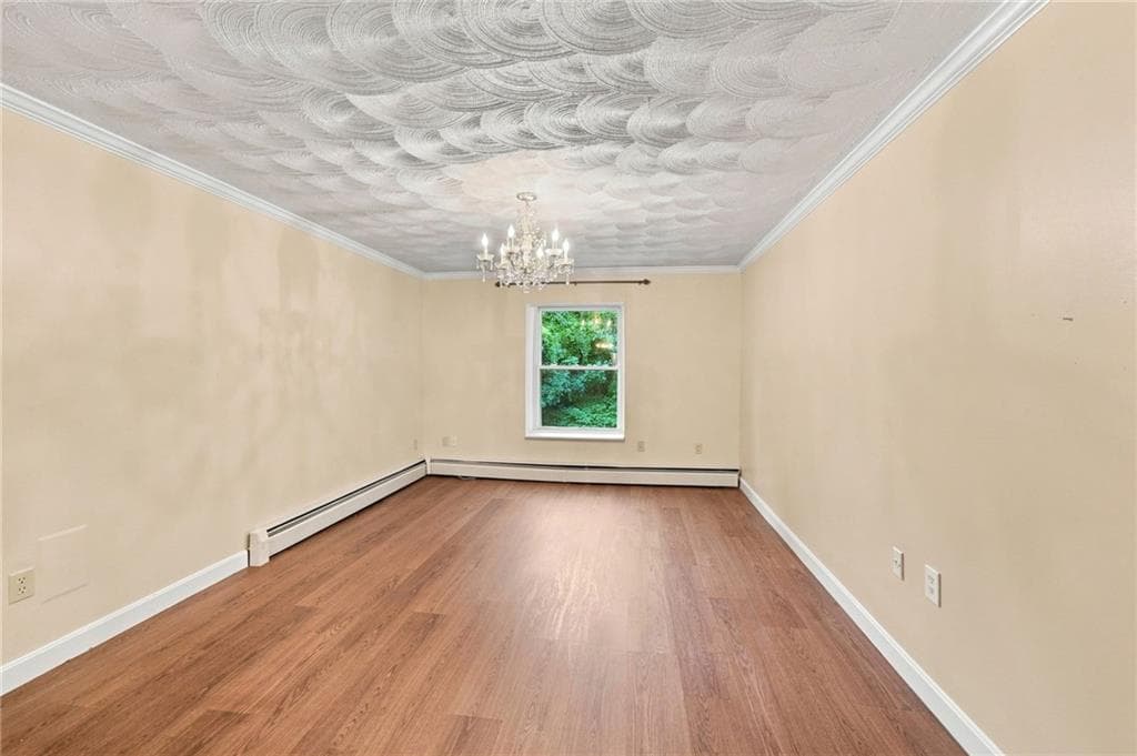Condominium at 380 Sunset Avenue, North Providence, photo 7 of 22
