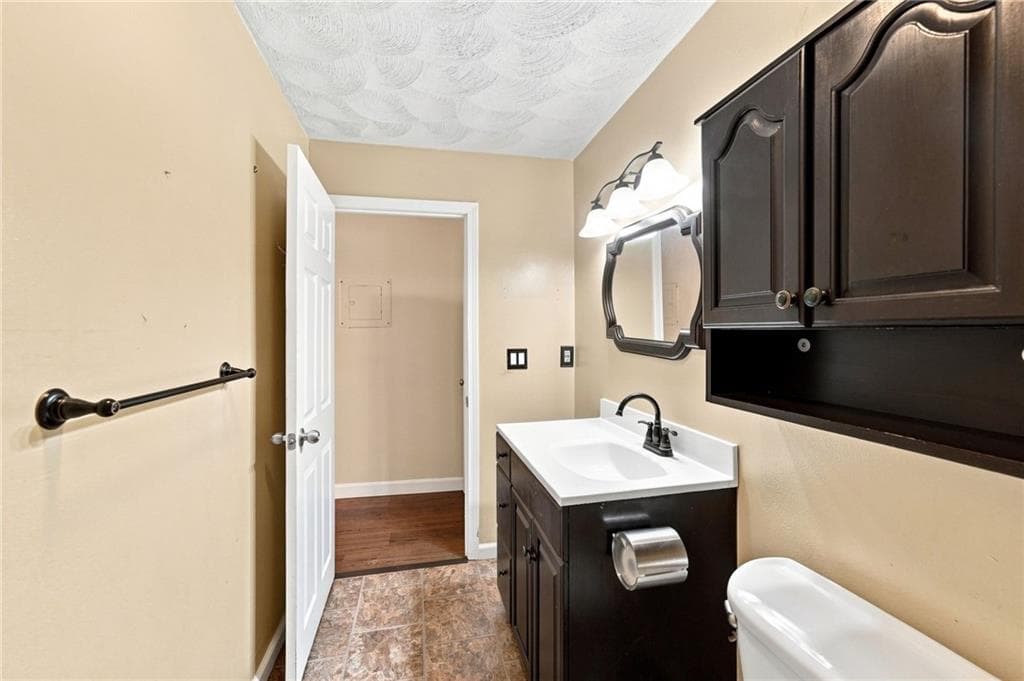 Condominium at 380 Sunset Avenue, North Providence, photo 18 of 22
