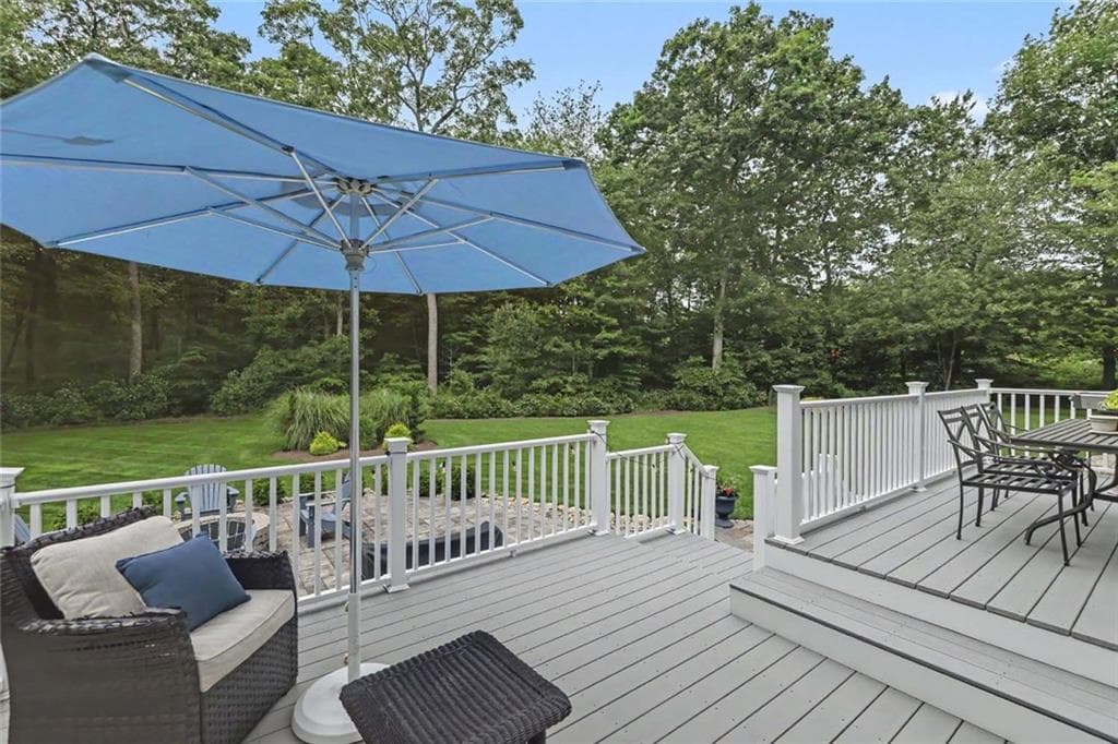 Single Family Residence at 95 Taggart Court, East Greenwich, photo 46 of 50