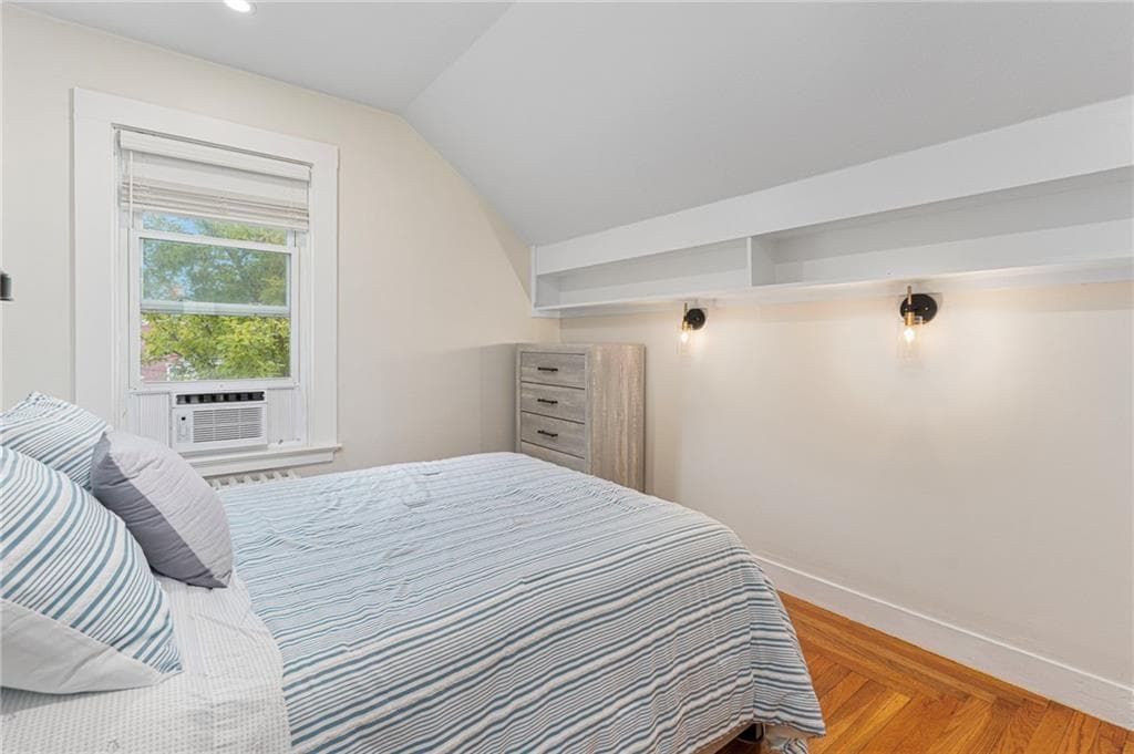 Single Family Residence at 31 Slocum Street, Newport, photo 19 of 25