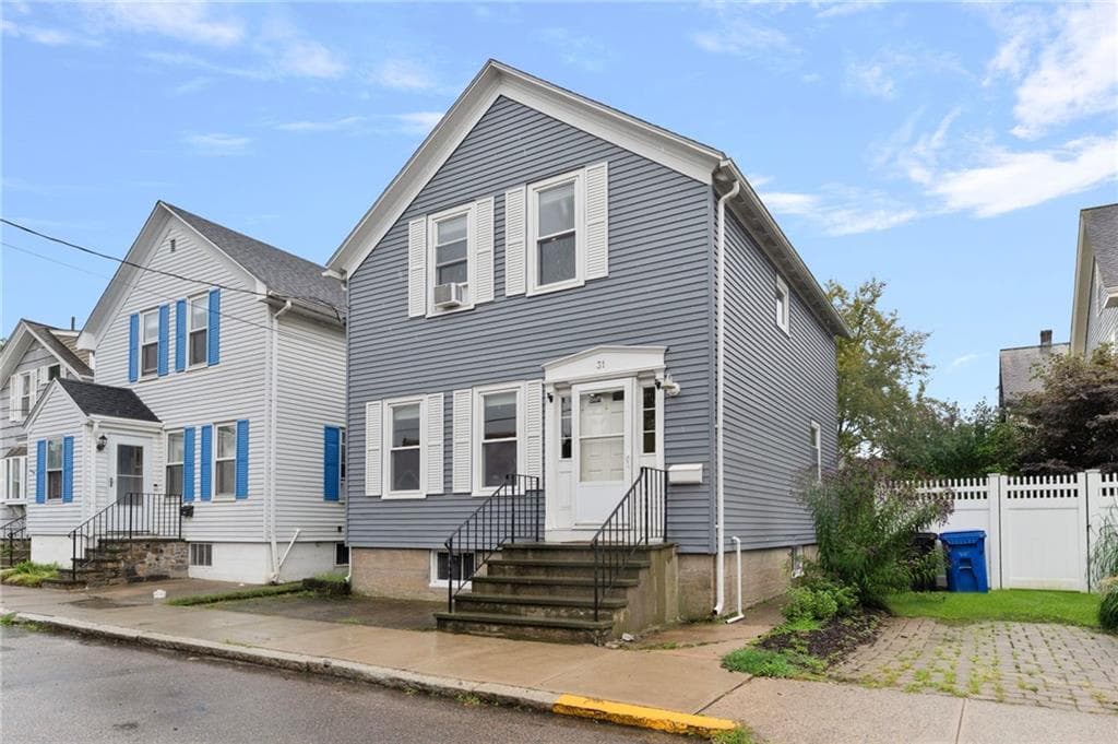 Single Family Residence at 31 Slocum Street, Newport, photo 25 of 25
