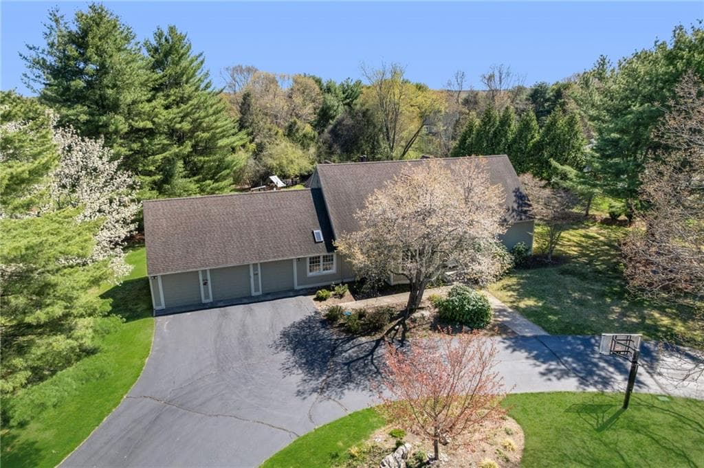 Single Family Residence at 110 Osprey Drive, East Greenwich, photo 47 of 50