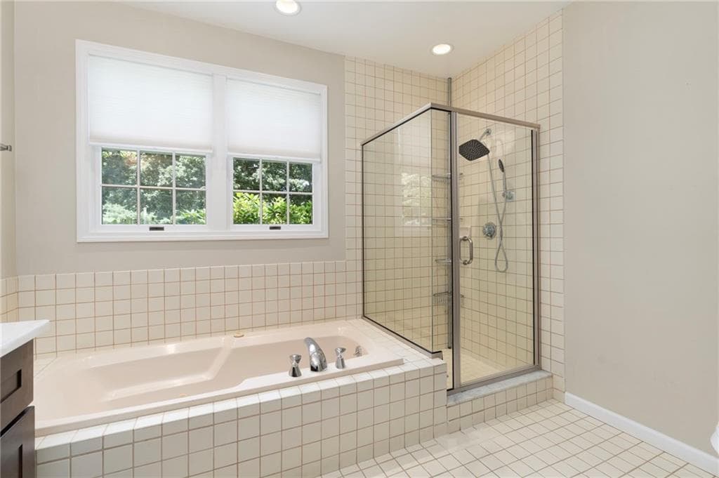 Single Family Residence at 110 Osprey Drive, East Greenwich, photo 35 of 50