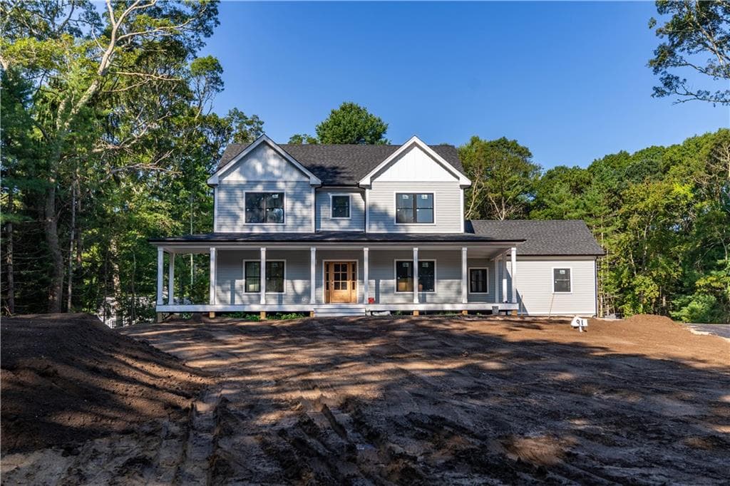 Single Family Residence at 91 Green Hill Beach Road, South Kingstown, photo 6 of 47