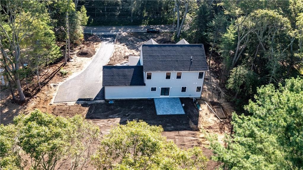 Single Family Residence at 91 Green Hill Beach Road, South Kingstown, photo 42 of 47
