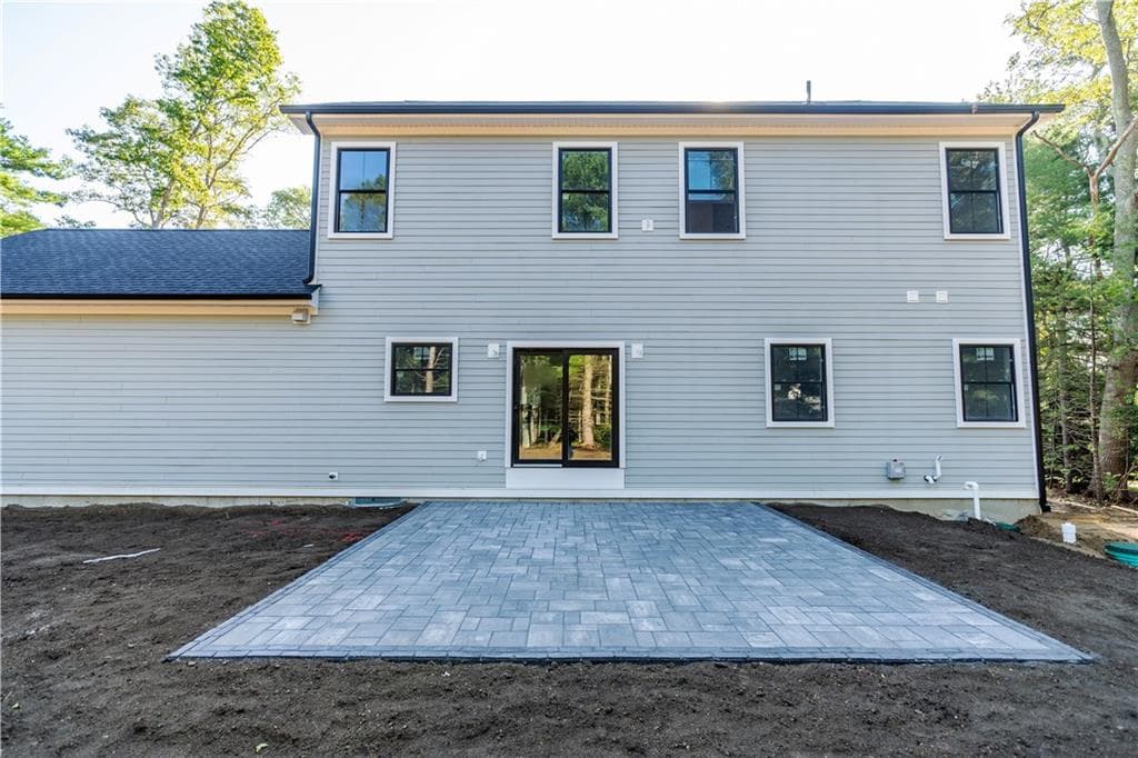 Single Family Residence at 91 Green Hill Beach Road, South Kingstown, photo 43 of 47