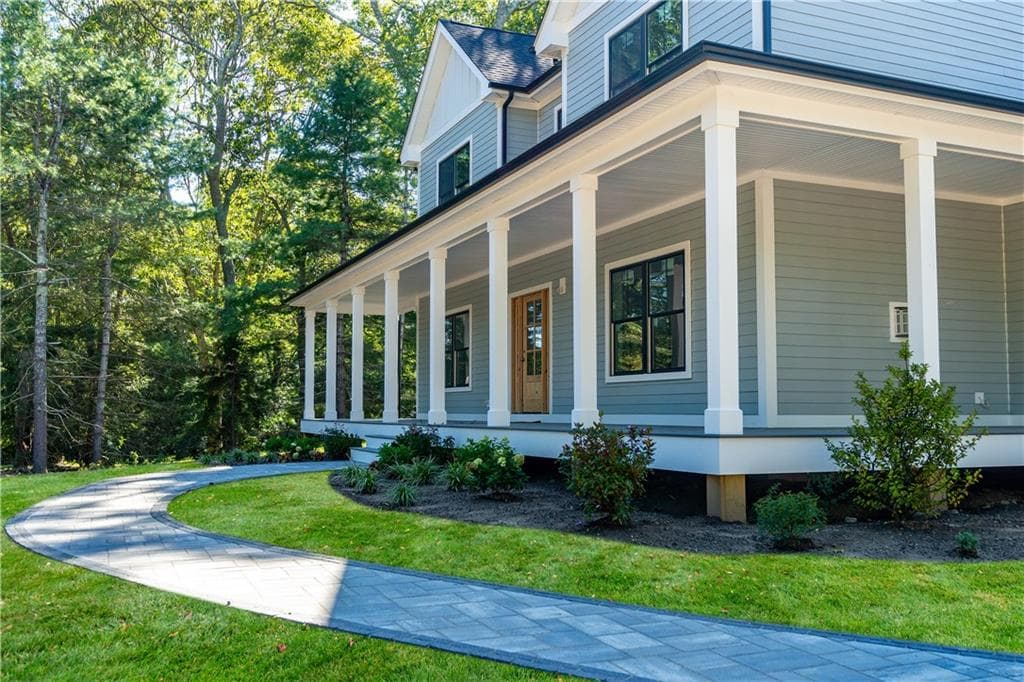 Single Family Residence at 91 Green Hill Beach Road, South Kingstown, photo 3 of 47