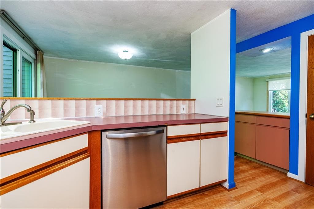 Condominium at 248 Mayfield Avenue UNIT E, Cranston, photo 16 of 45