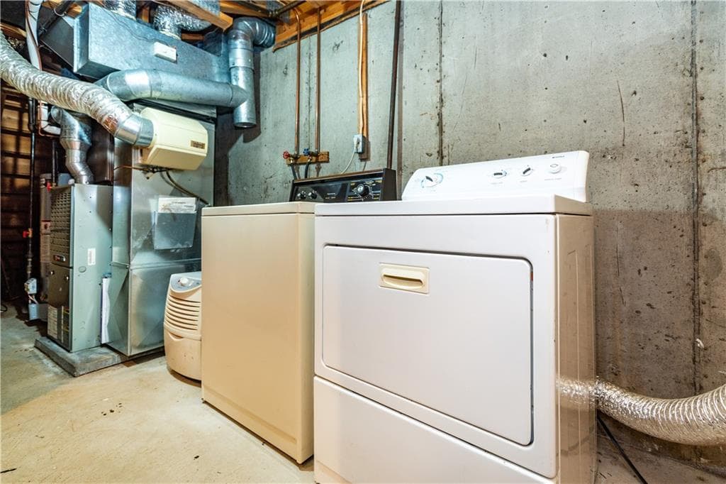 Condominium at 248 Mayfield Avenue UNIT E, Cranston, photo 38 of 45