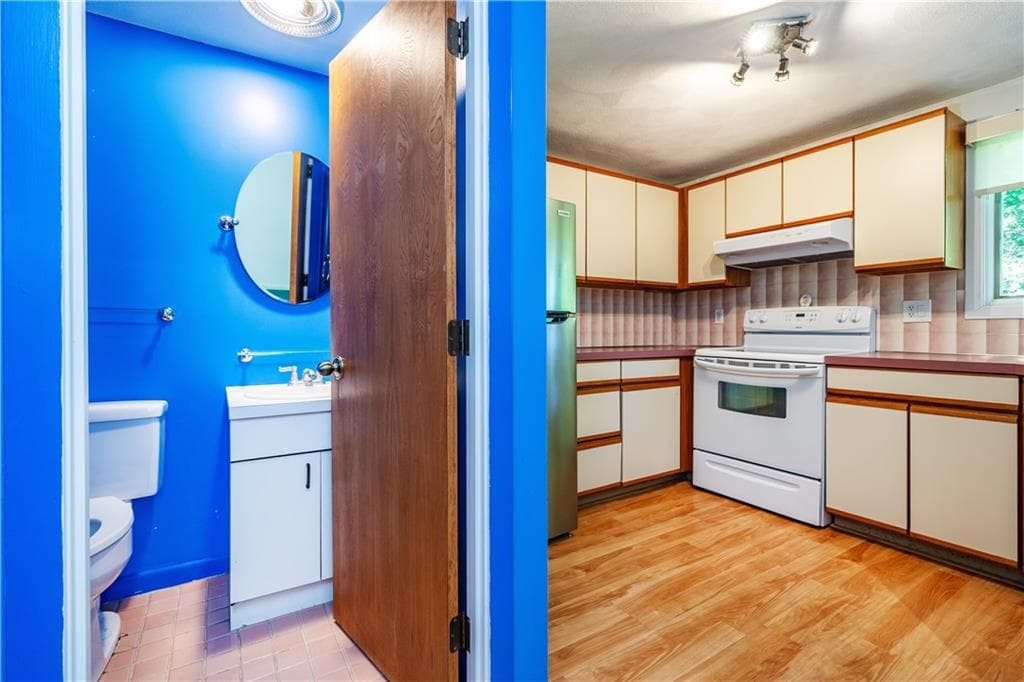 Condominium at 248 Mayfield Avenue UNIT E, Cranston, photo 10 of 45