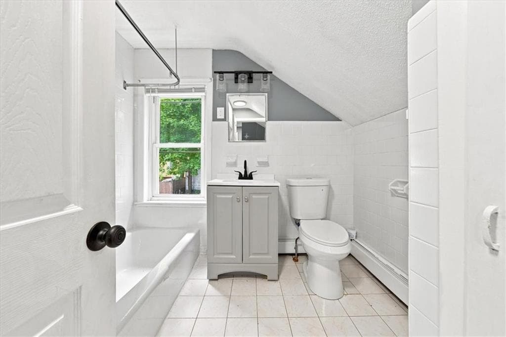 Single Family Residence at 40 Sherwood Street, Providence, photo 9 of 15