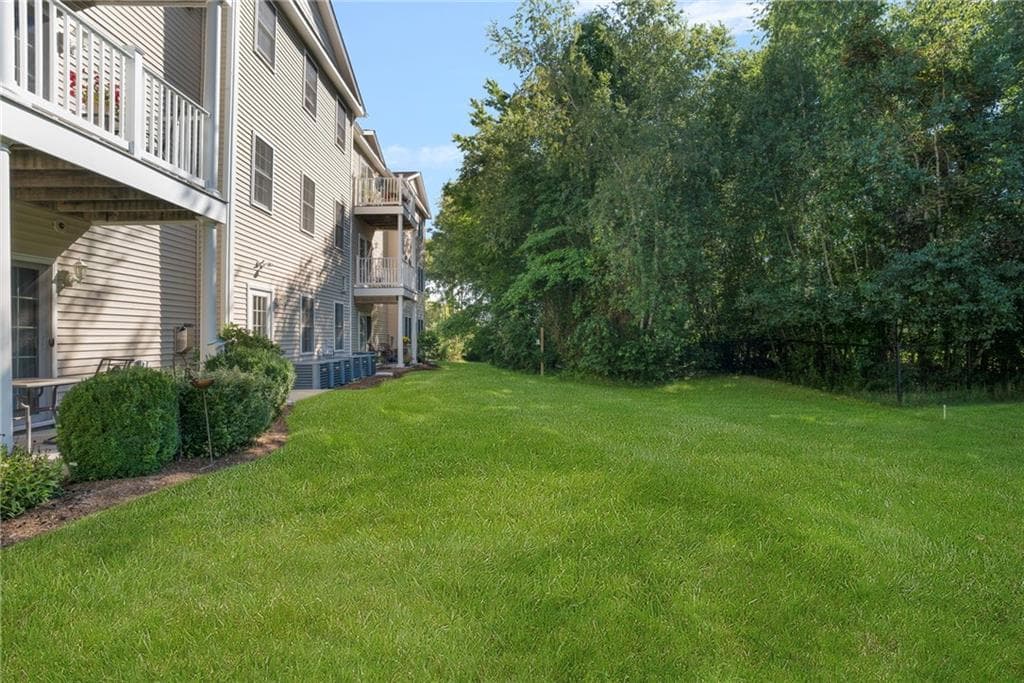 Condominium at 1 Gray Coach Lane UNIT 101, Cranston, photo 27 of 29
