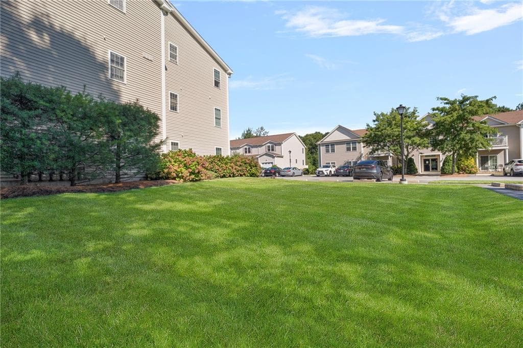 Condominium at 1 Gray Coach Lane UNIT 101, Cranston, photo 22 of 29